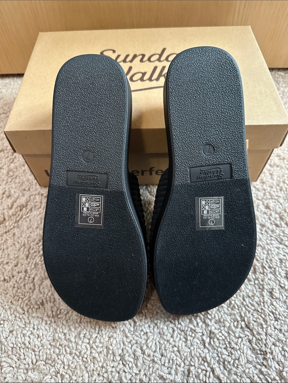 Black Ribbed Slide Platform Sandals - Picture 6 of 6